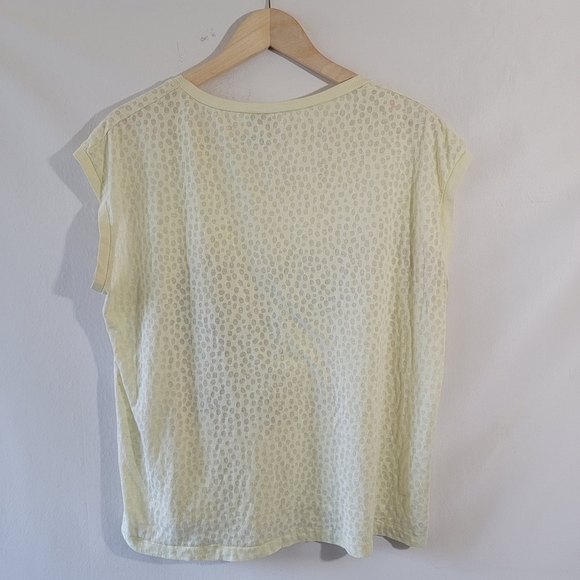 Hering AFRICA Elephant Graphic Tee Sz M Yellow Tan Short Sleeve Sheer Safari - Picture 2 of 10